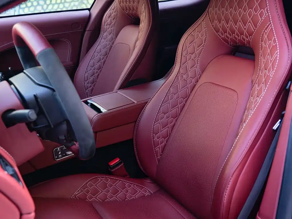 Rapide 6.0 L S
