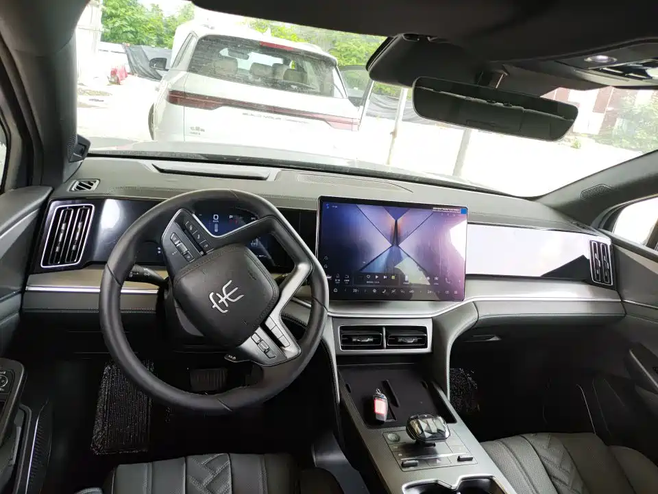 Song L DM-i Smart Drive 160 km Transcend