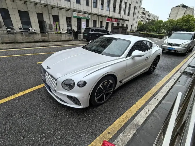 Bentley Continental GT 6.0 T GT W12