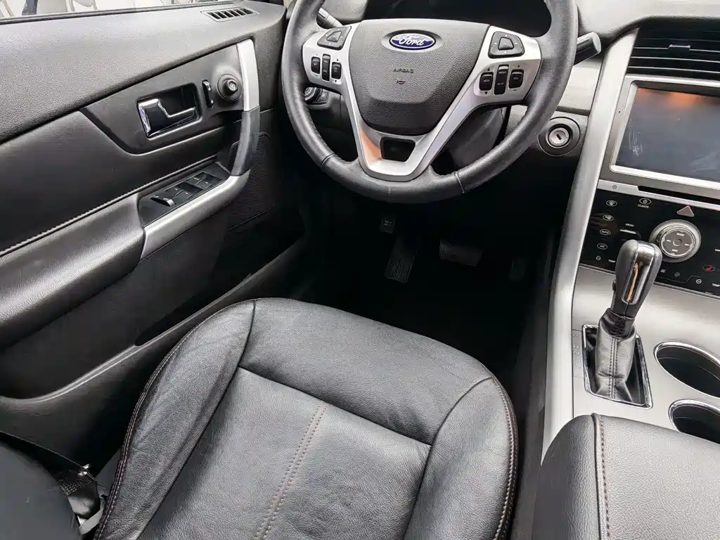 Edge (Import) 2.0 T Elite Sharp
