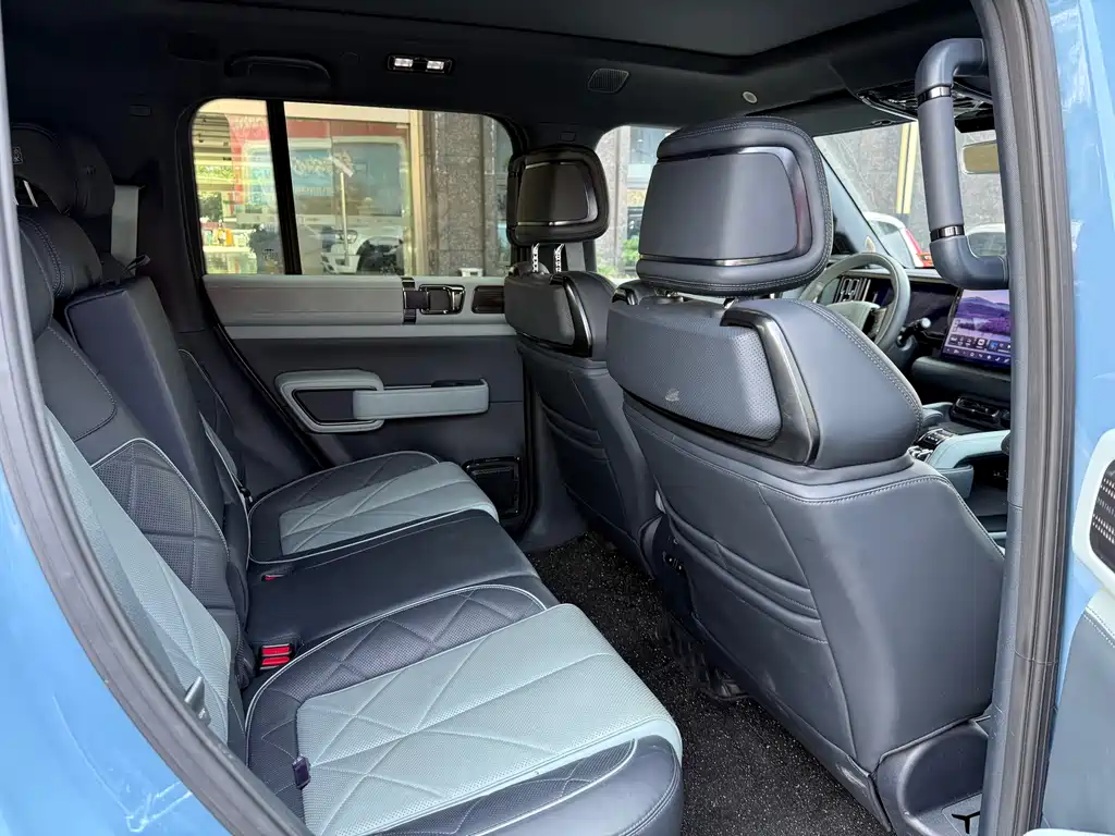 Leopard 5 Navigator