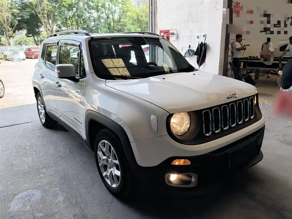 Renegade 1.4 T Auto Power Energy