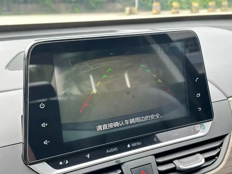 Nissan Teana Facelift 2.0 L XL Upper Smart Travel