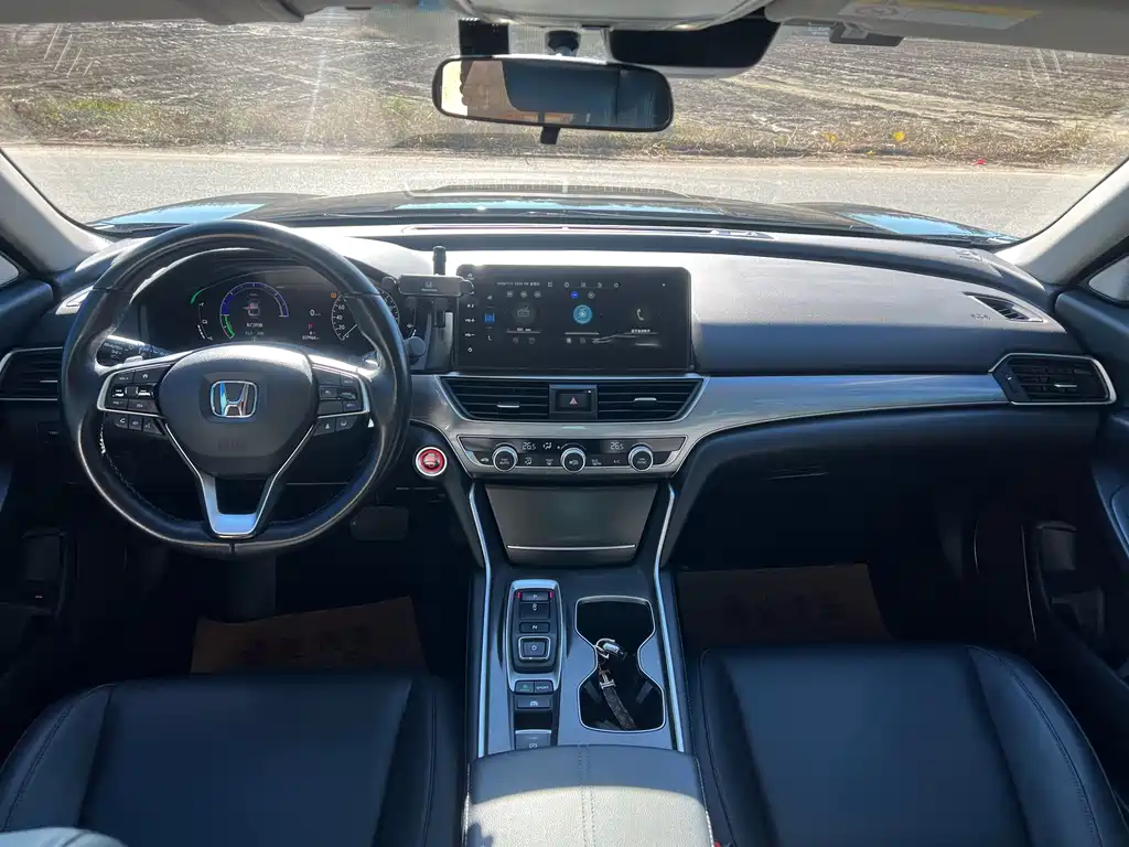Accord Sharp· Hybrid 2.0 L Sharp Leading