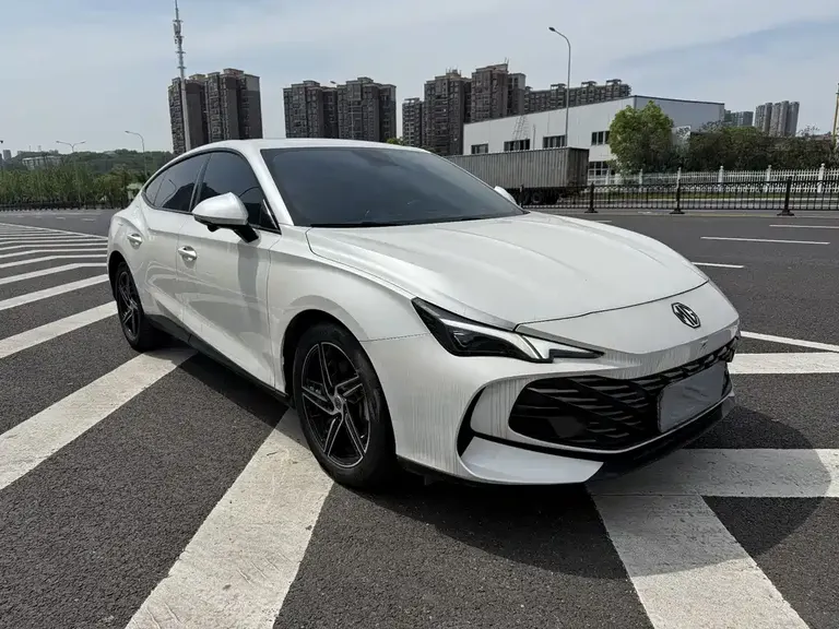 MG7 1.5 T DCT Supreme Beauty Comfort Enjoyment