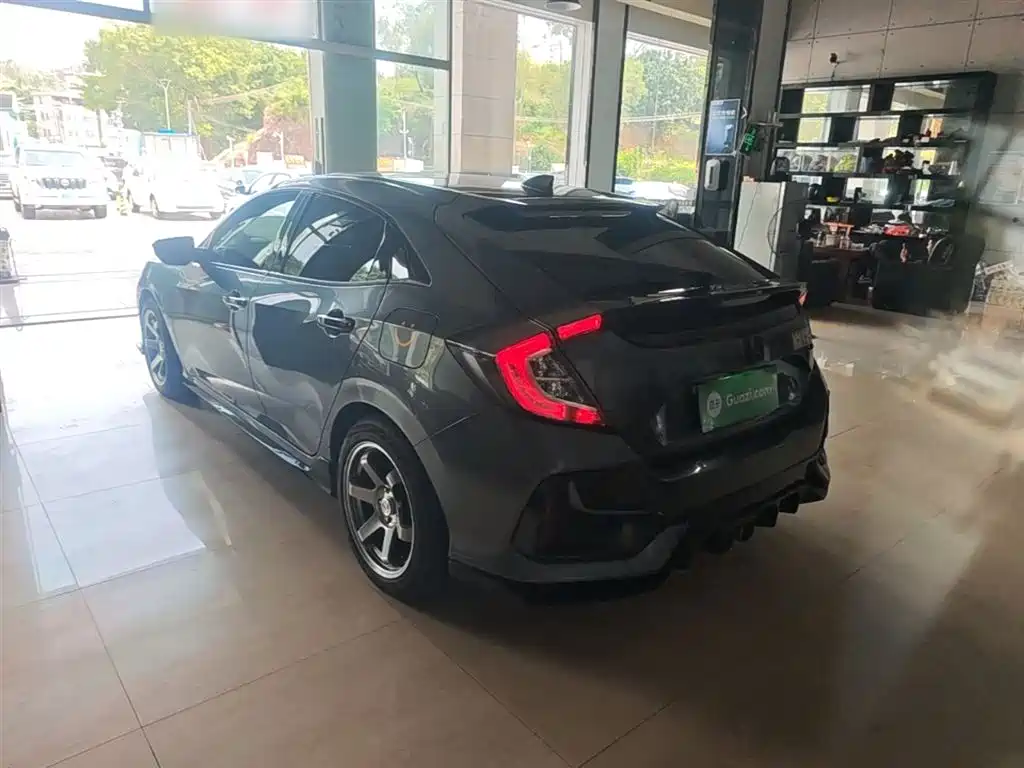 Civic HATCHBACK 220 TURBO CVT Trend Cool Control