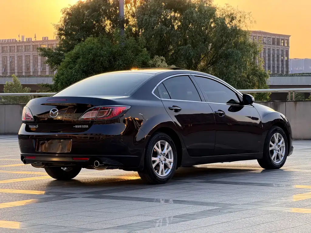 Mazda6 Ruiyi 2.5 L Auto Supreme