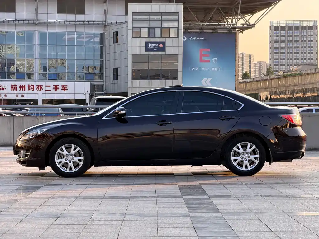Mazda6 Ruiyi 2.5 L Auto Supreme