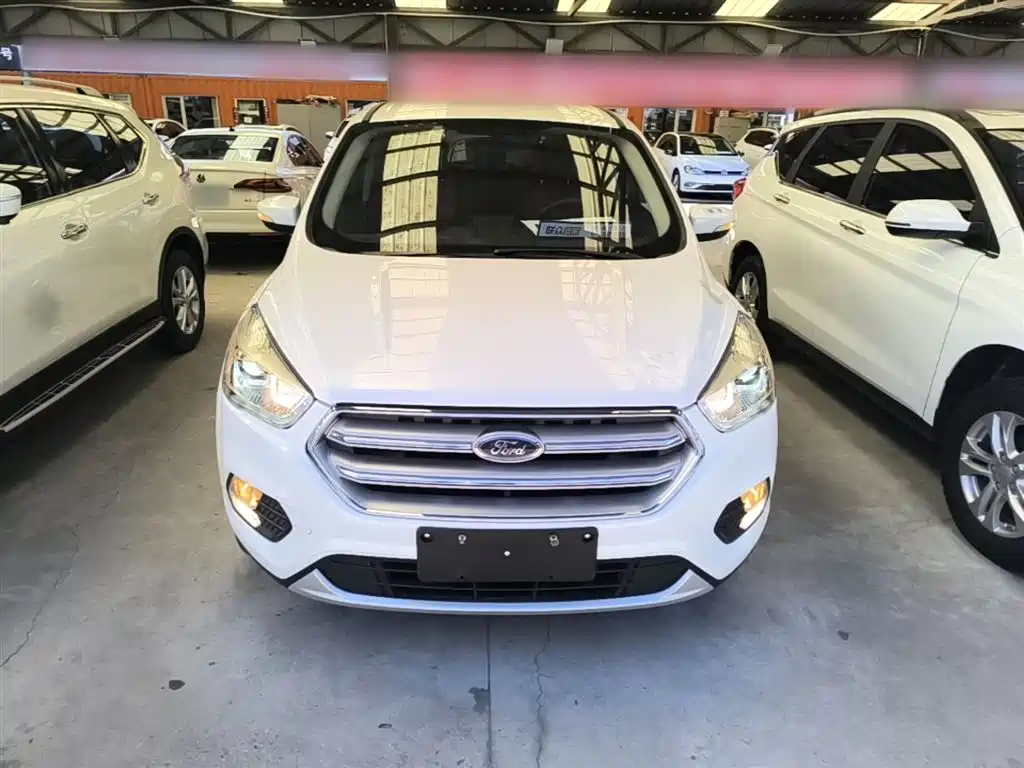 Kuga EcoBoost 180 2 WD Fine Wing
