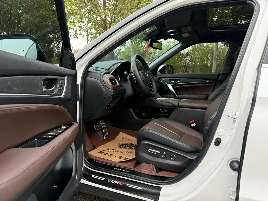 Honda UR-V 本田UR-V 2024款 370 TURBO 四驱尊耀版