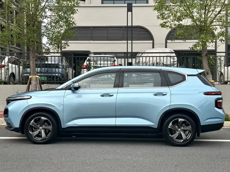 Baojun RM-5 1.5 L CVT 24 Hours Online Elite 6-seat