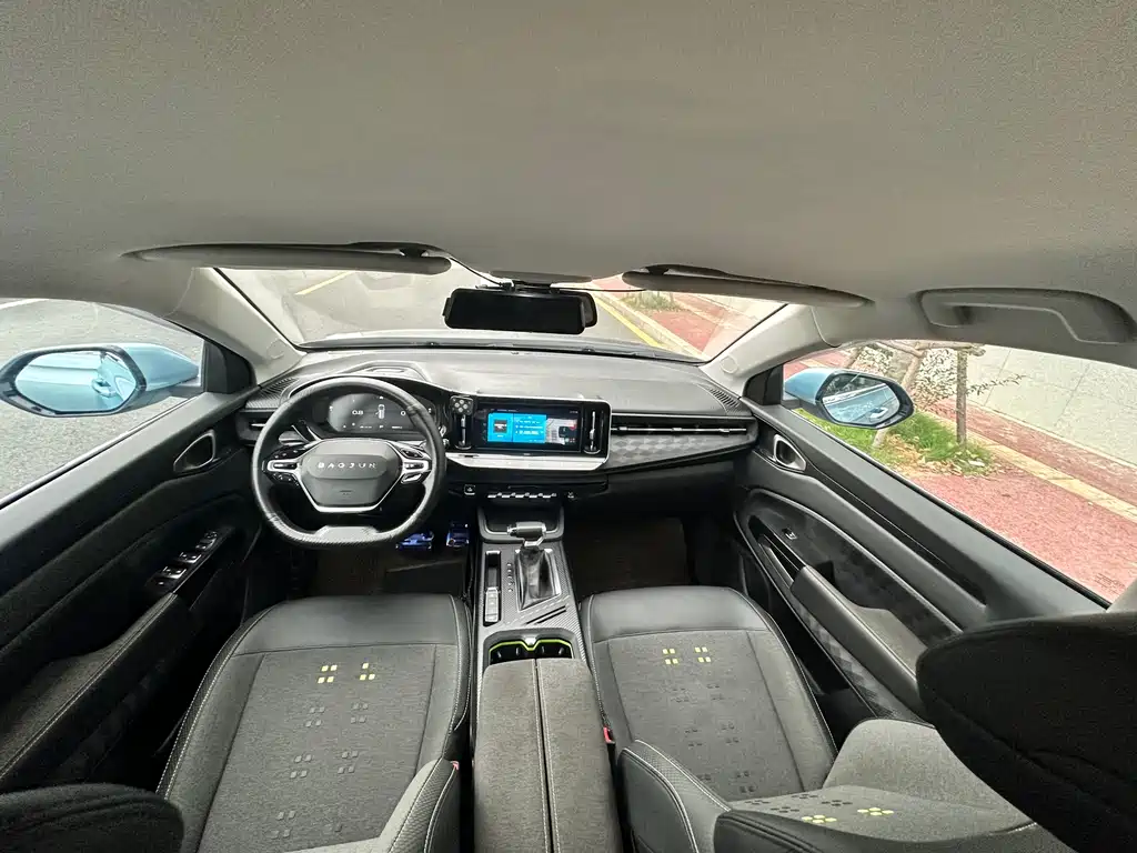 Baojun RM-5 1.5 L CVT 24 Hours Online Elite 6-seat