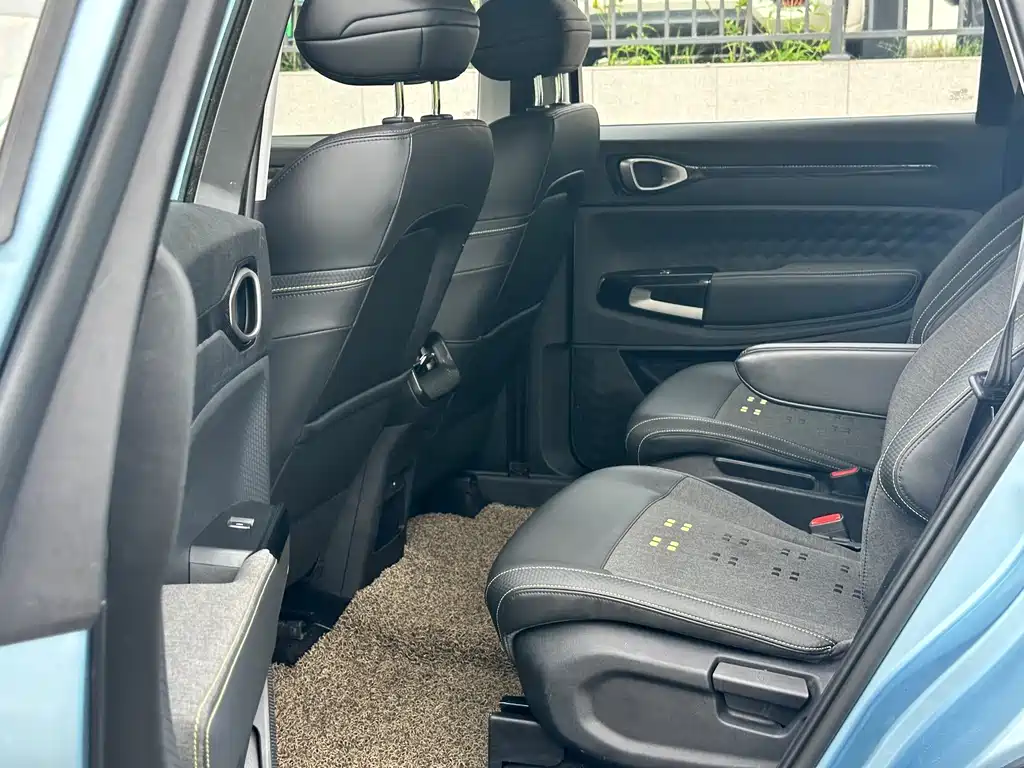 Baojun RM-5 1.5 L CVT 24 Hours Online Elite 6-seat