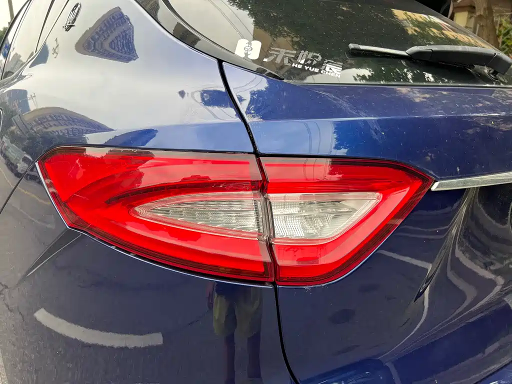 Levante 3.0 T Standard