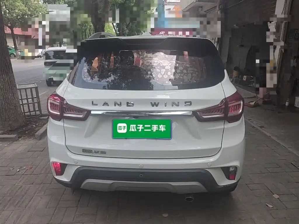 Landwind X2 陆风X2 2017款 1.6 L 自动精英版