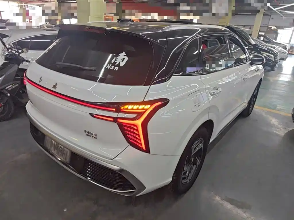 Hongqi HS3 1.5 T 2 WD Good Deed