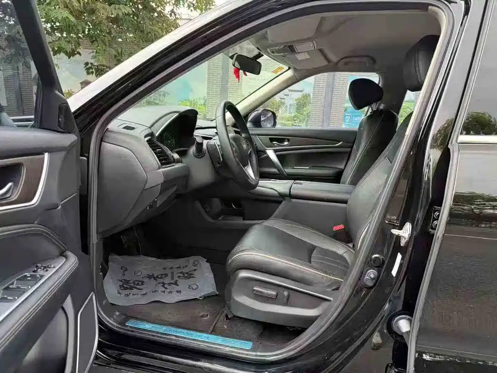 Avancier 冠道 2020款 240 TURBO 两驱精英版