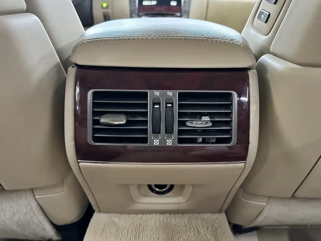 Lexus LS 460 L