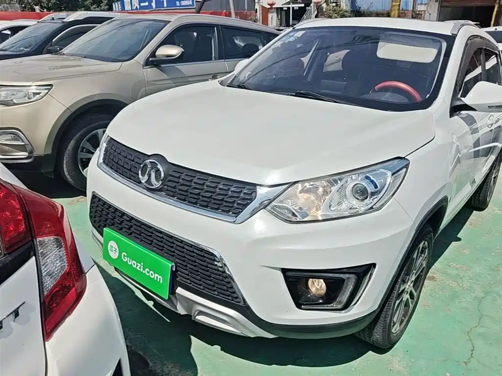 Senova X35 1.5 L Auto Luxury