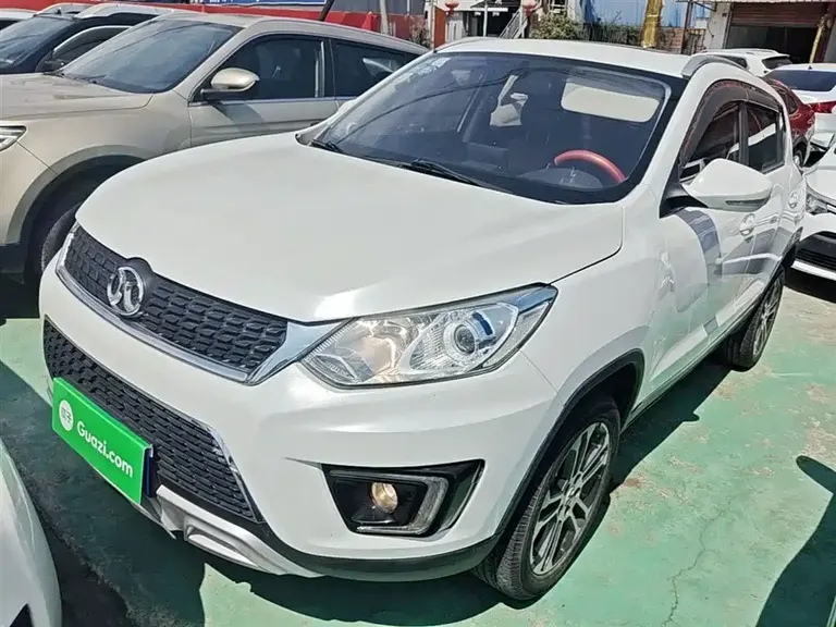 Baic Senova X35 1.5 L Auto Luxury