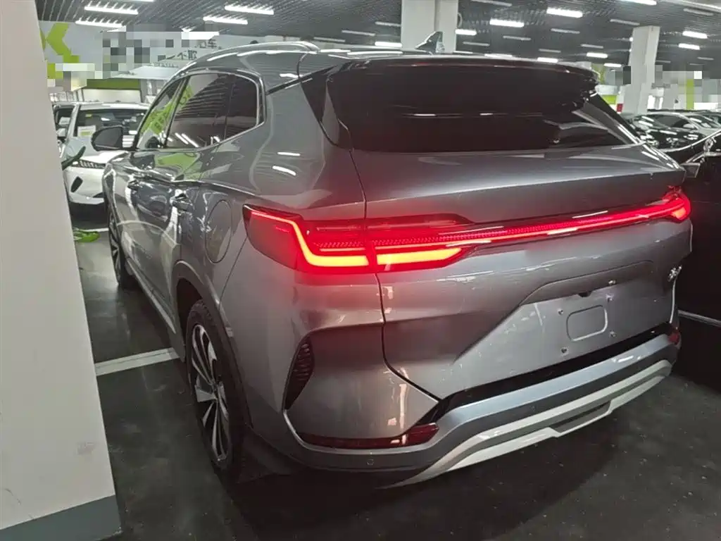 Song PLUS NEV Glory DM-i 110 km Flagship PLUS