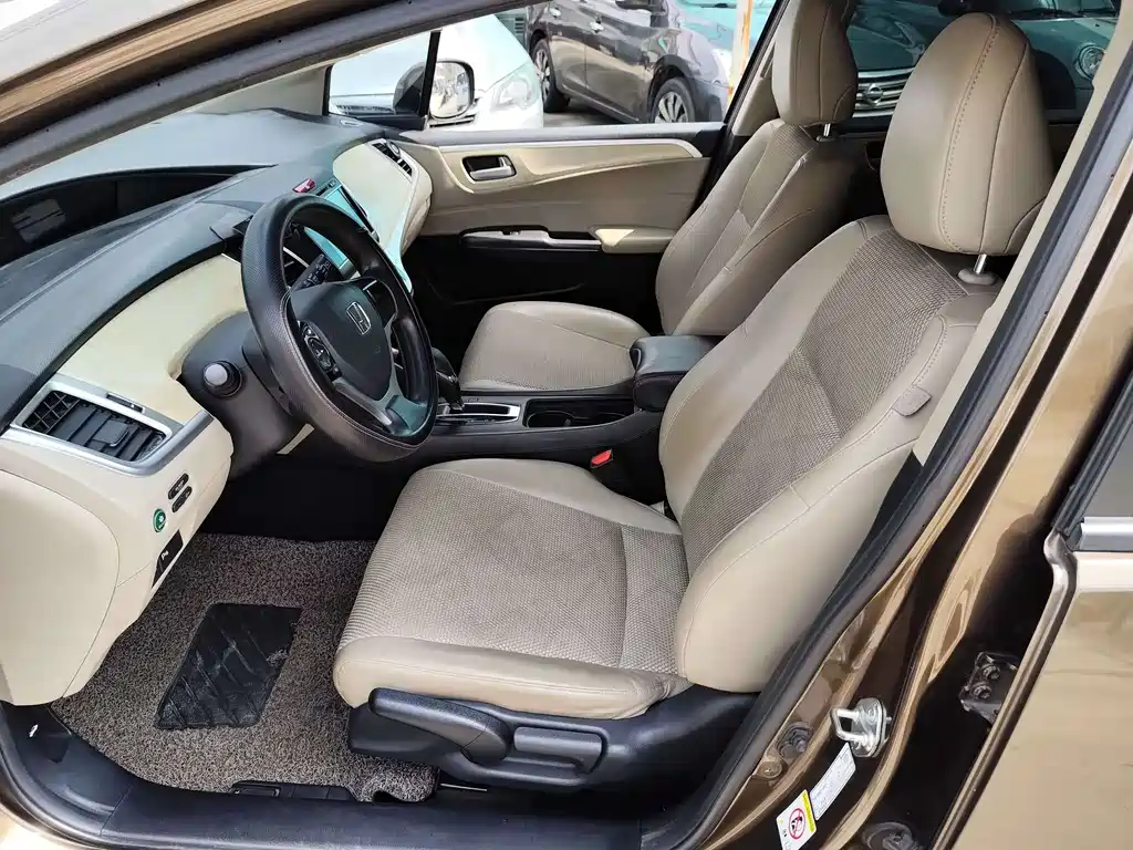 Jade 1.8 L Auto Comfort 5-seat