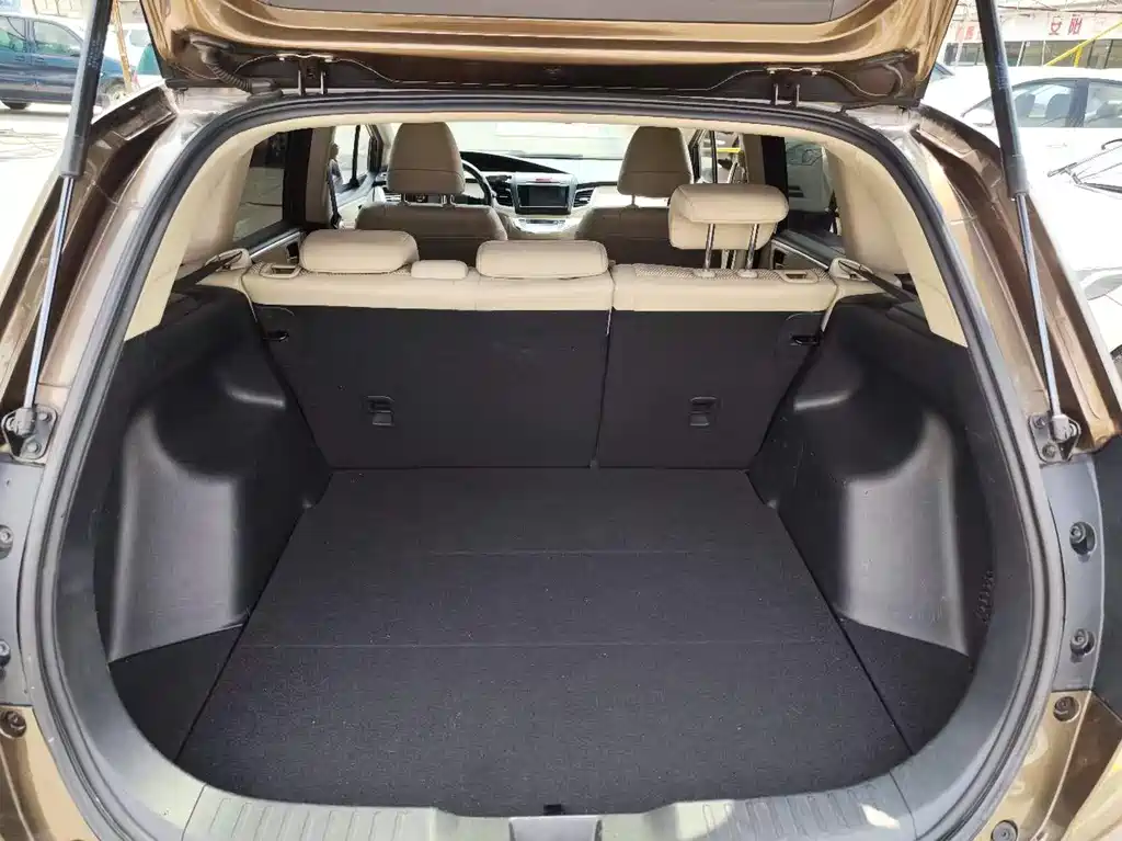 Jade 1.8 L Auto Comfort 5-seat