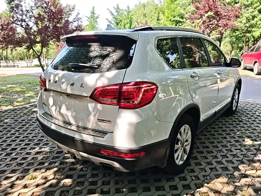 Haval H6 Red Label Sport 1.5 T Manual 2 WD Elite