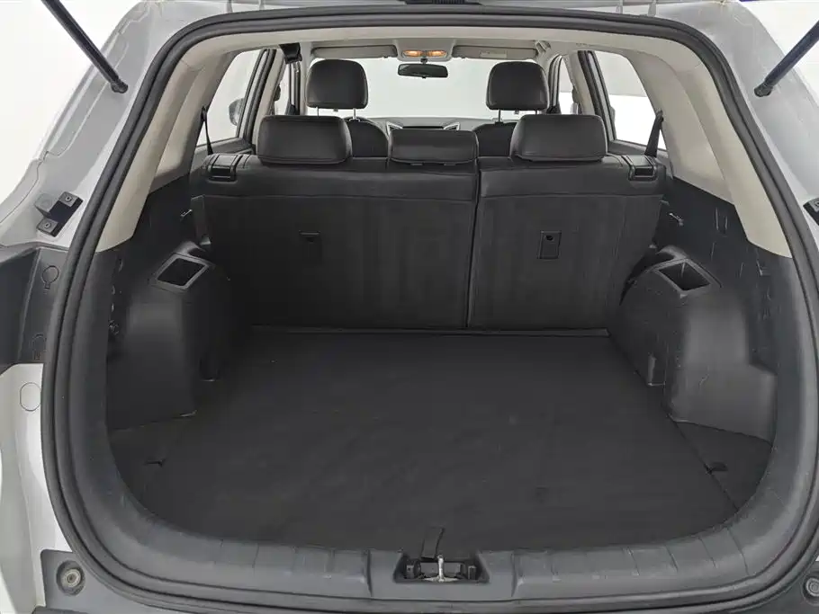 Changan CS75 1.8 T Auto Elite CN-V