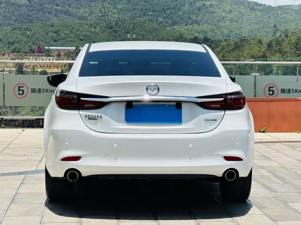 Atenza 2.5 L Blue Sky Sport
