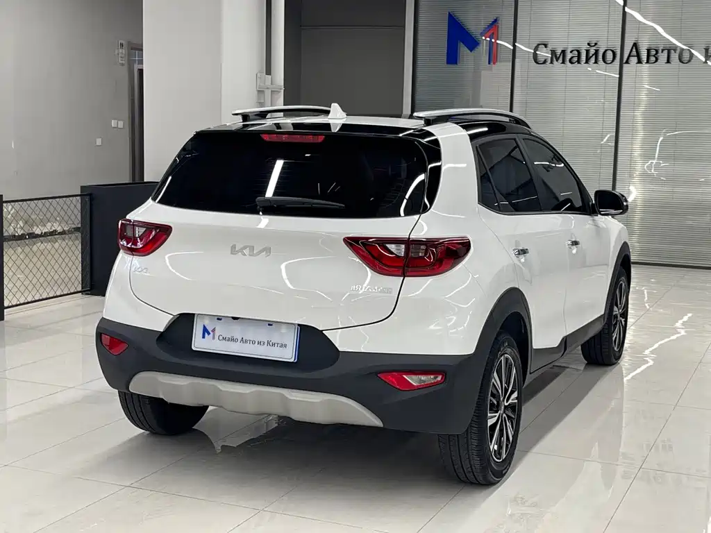Stonic 1.4 L CVT Sunroof