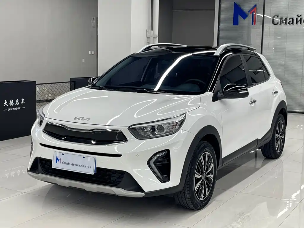 Stonic 1.4 L CVT Sunroof