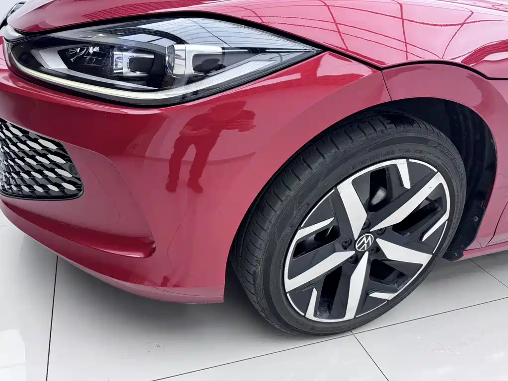 Lamando Lamando L 280 TSI DSG Spicy Cool