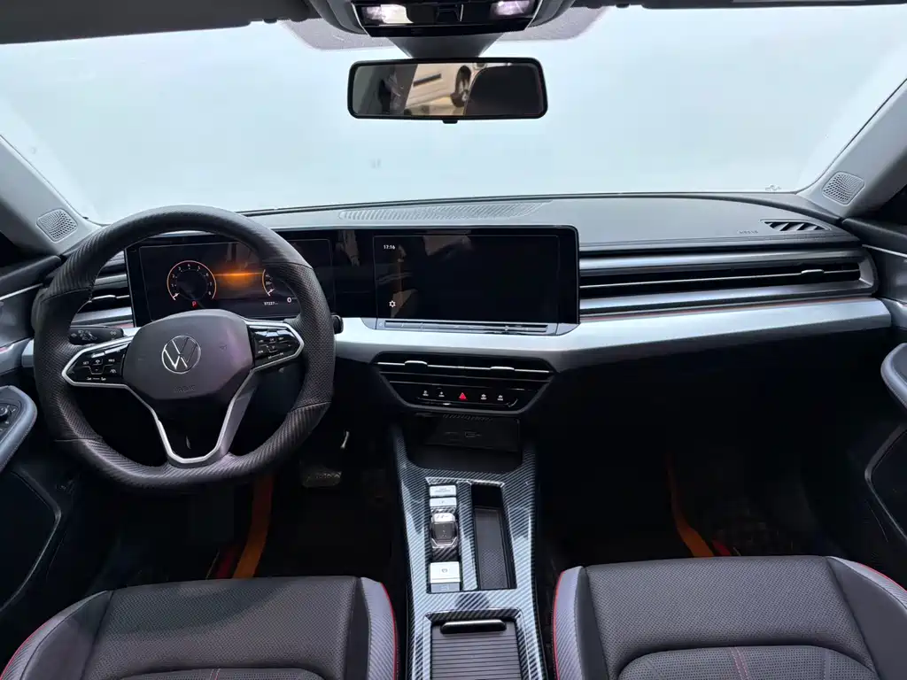 Lamando Lamando L 280 TSI DSG Spicy Cool