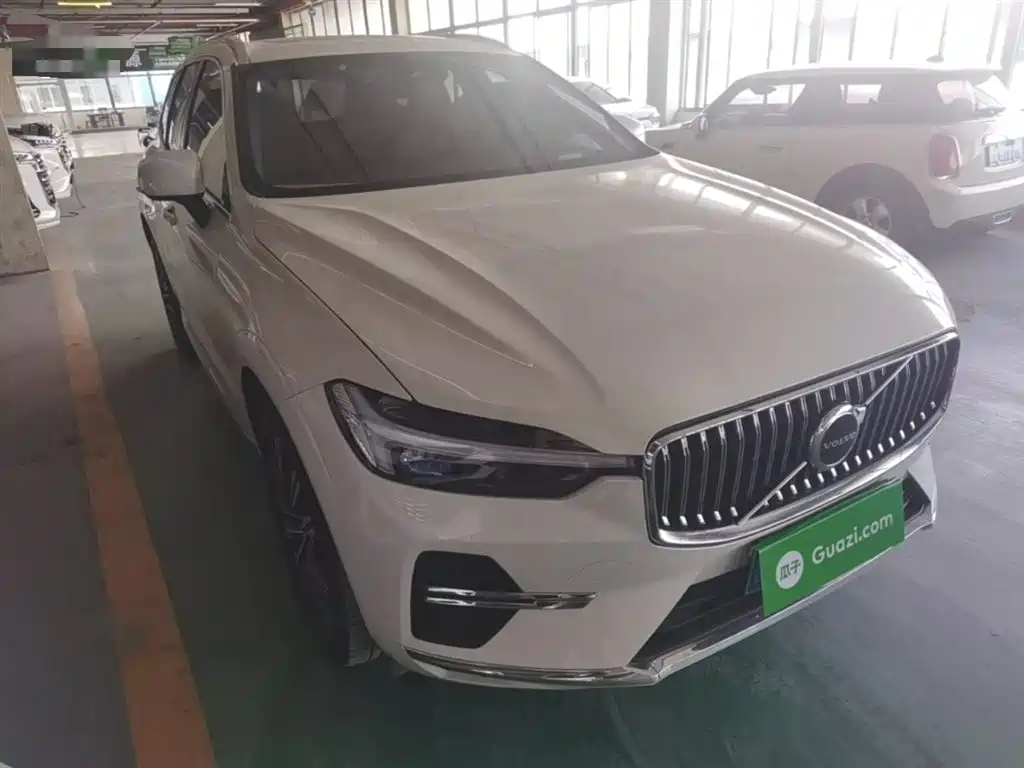 Volvo XC60 B5 4 WD Smart Vision Luxury