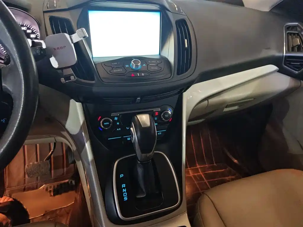 Kuga 2.0 L GTDi 4 WD Elite