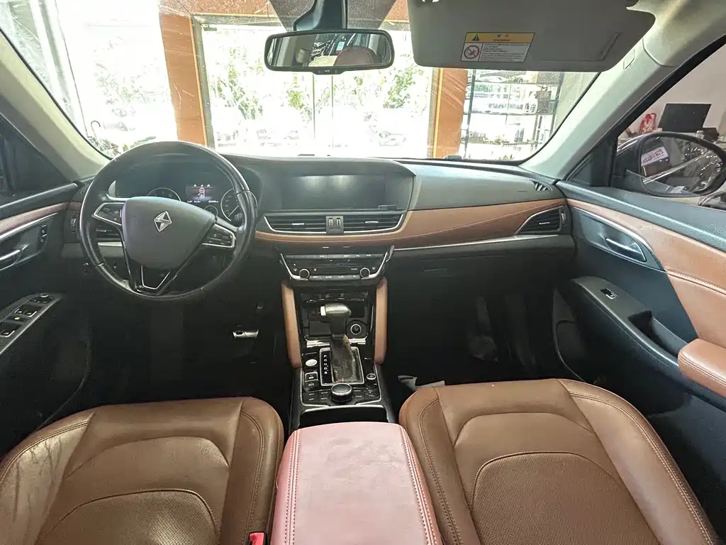Borgward BX7 28 T 2 WD Luxury 5-seat