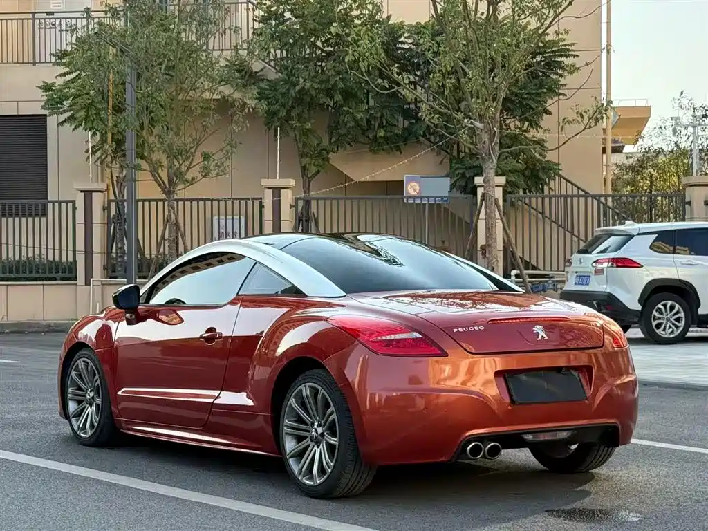 Peugeot RCZ 1.6 T Luxury Sport