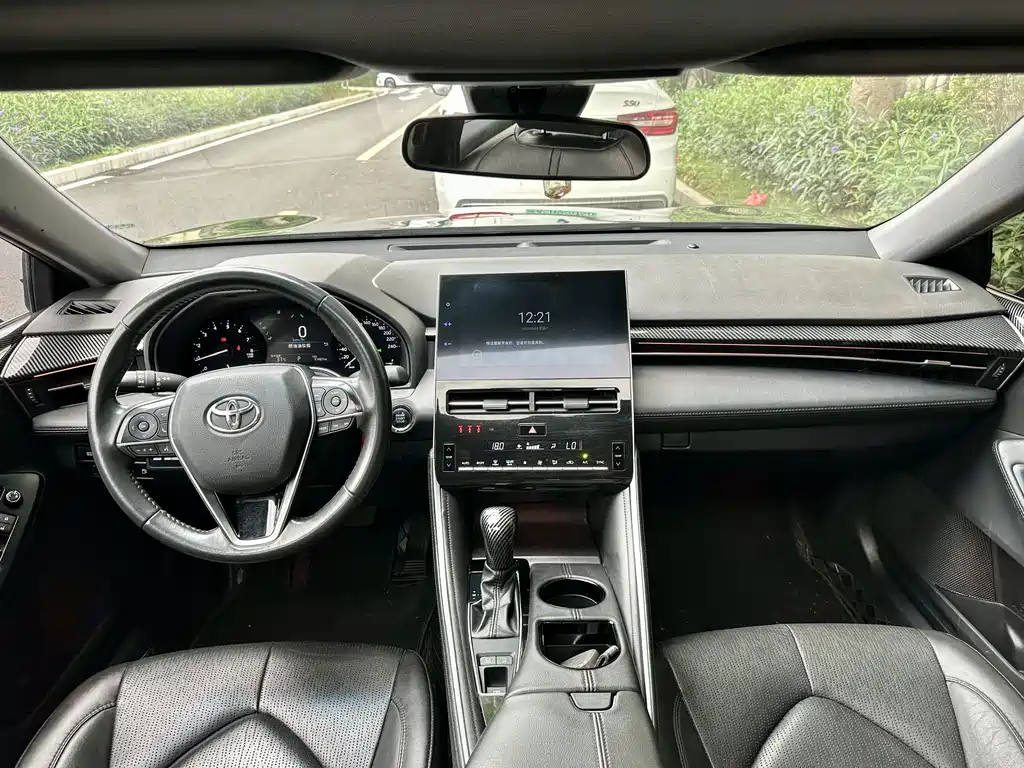 Avalon 2.0 L Luxury