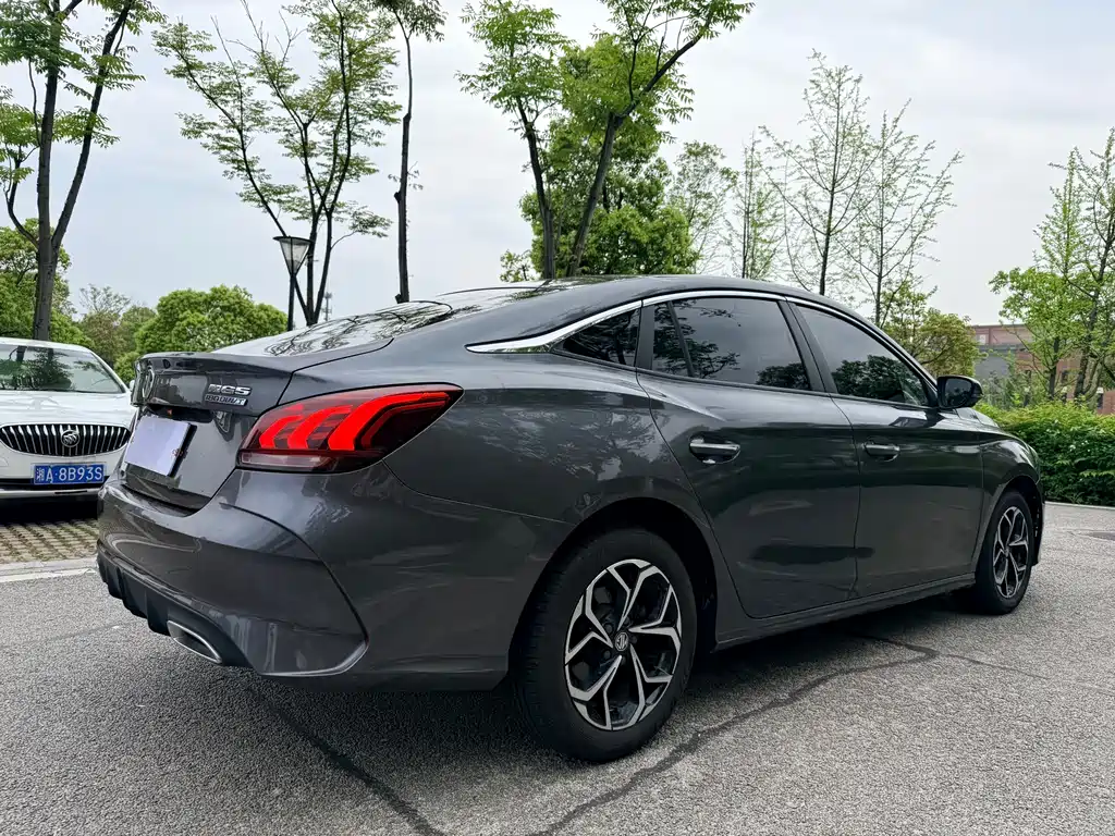 MG5 Facelift 180 DVVT CVT Youth Luxury
