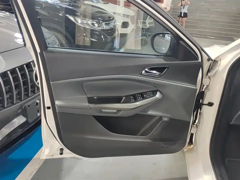 Escort 1.5 L Auto Fashion