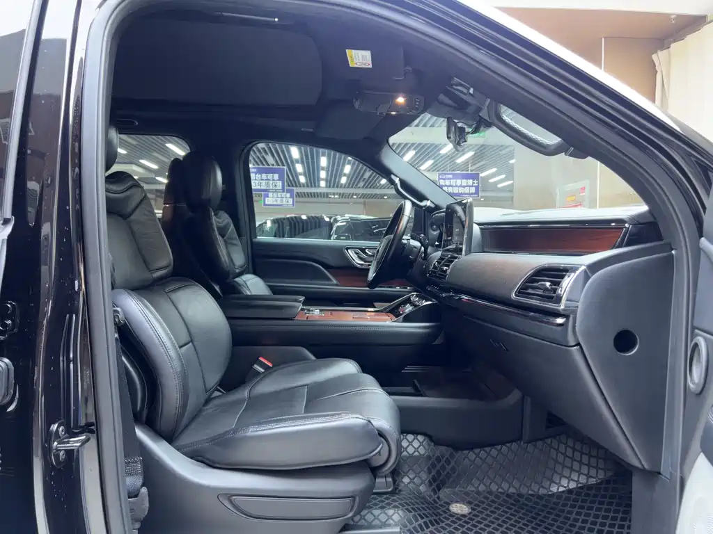Navigator 3.5 T Honor Shine