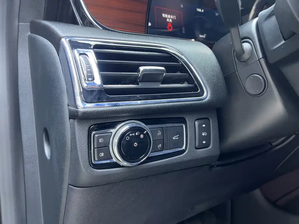 Navigator 3.5 T Honor Shine