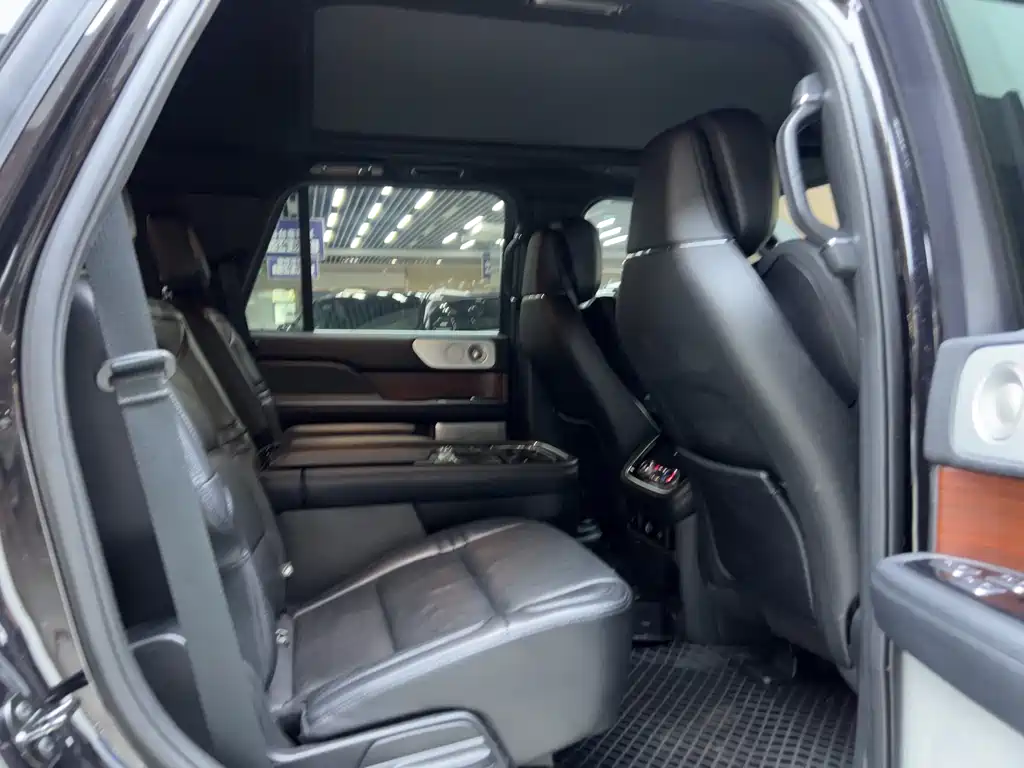 Navigator 3.5 T Honor Shine
