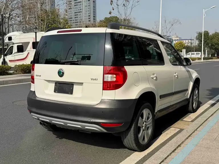 Skoda Yeti (Import) Yeti进口 2013款 1.8 T DSG尊享版