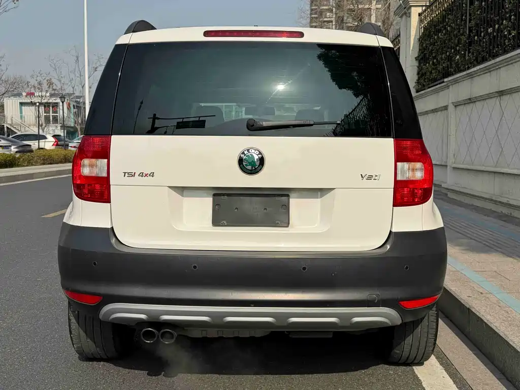Yeti (Import) Yeti进口 2013款 1.8 T DSG尊享版