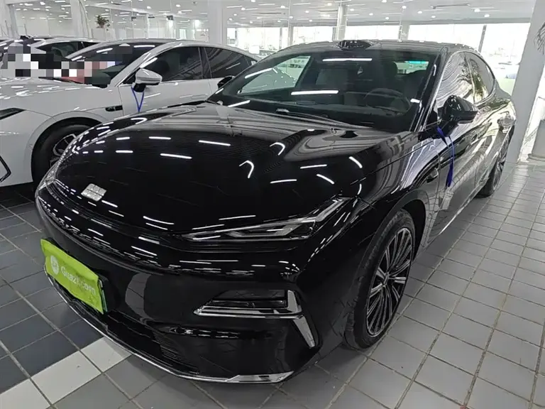 Geely Galaxy Xingyao 8 130 km EM-P Starship