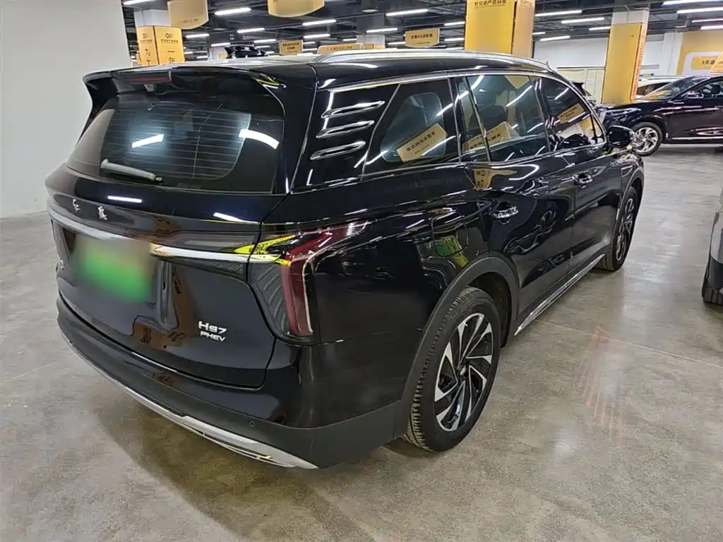 Hongqi HS7 PHEV 2.0 T PHEV 4 WD Flagship Smooth 6-seat