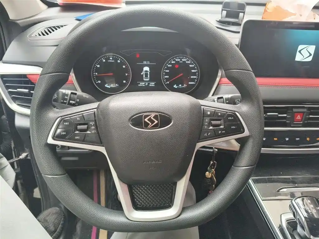 Sehol X8 300 T DCT Panoramic Luxury 5-seat