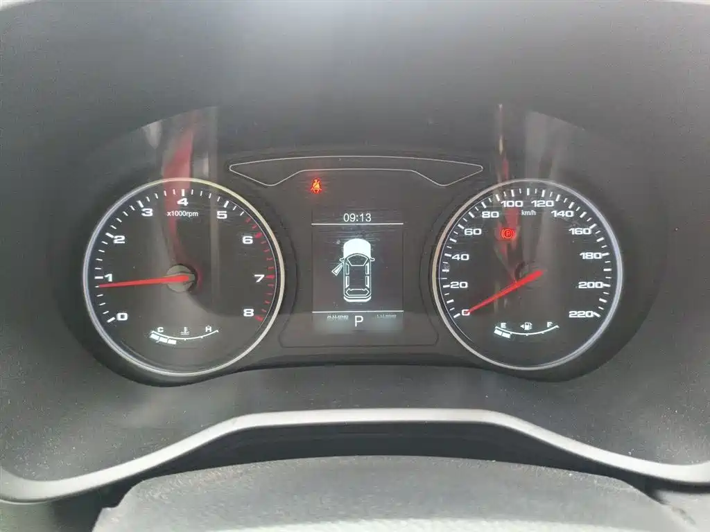 Sehol X8 300 T DCT Panoramic Luxury 5-seat